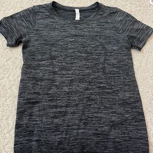 Swiftly Relaxed Short Sleeve Shirt 2.0